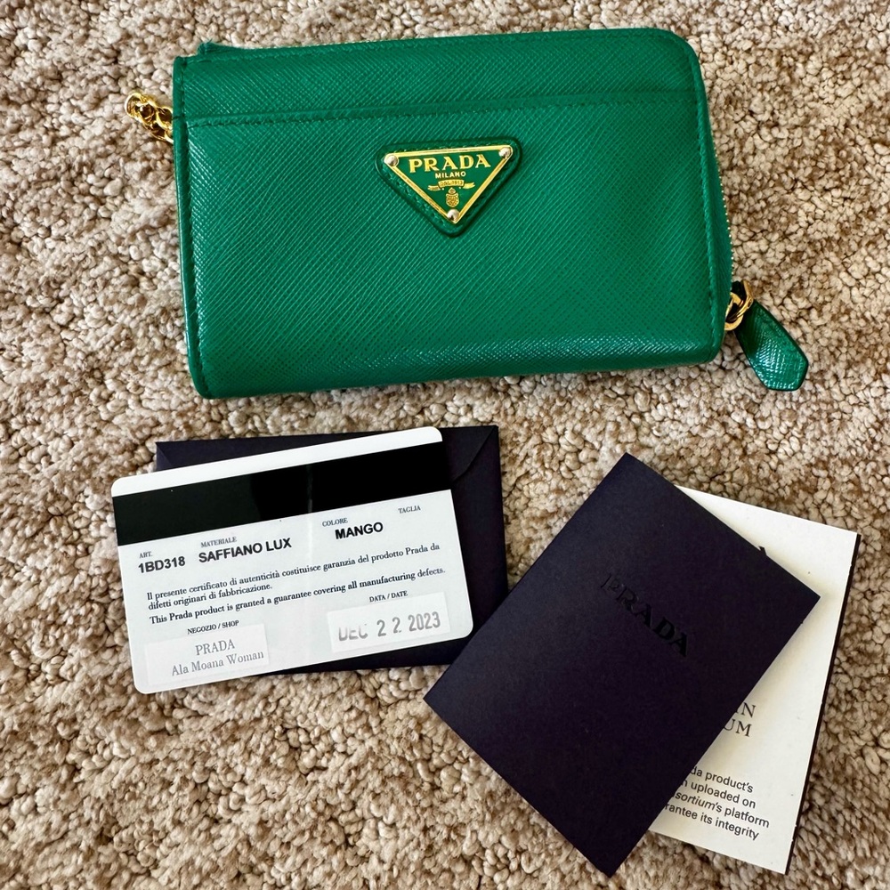 PRADA SAFFIANO LEATHER KEYCHAIN IN MANGO - Picture 5 of 8